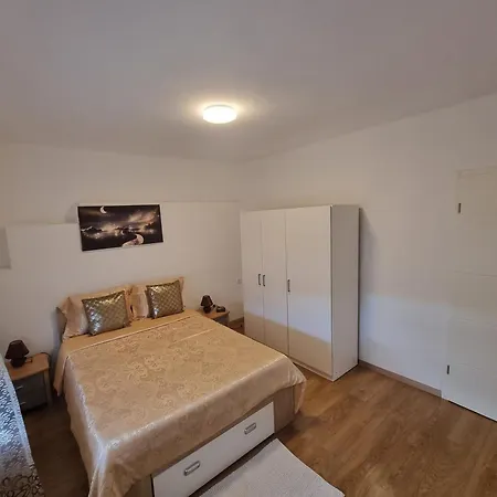 Apartmán Casa Ana-maria *